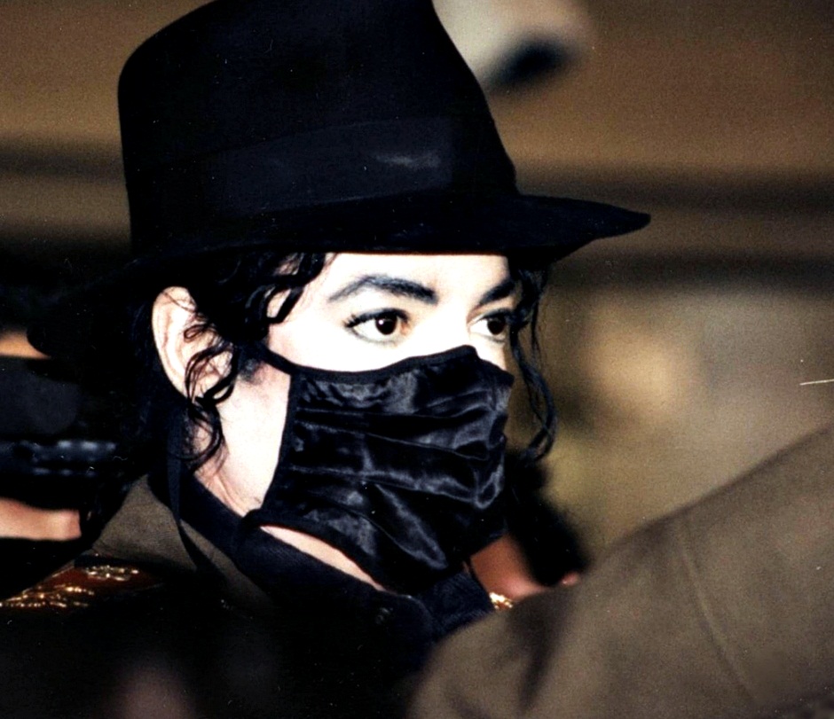 COVID-19/ MODE : Le style à la Michael Jackson » Gbich! 